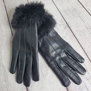 Leather Driving Gloves with Synthetic Fur Lined Cuff